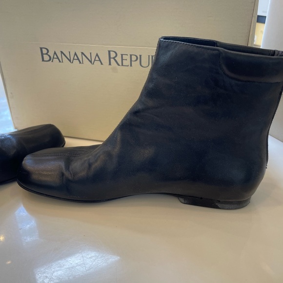 Black ankle boots leather . - Picture 3 of 4